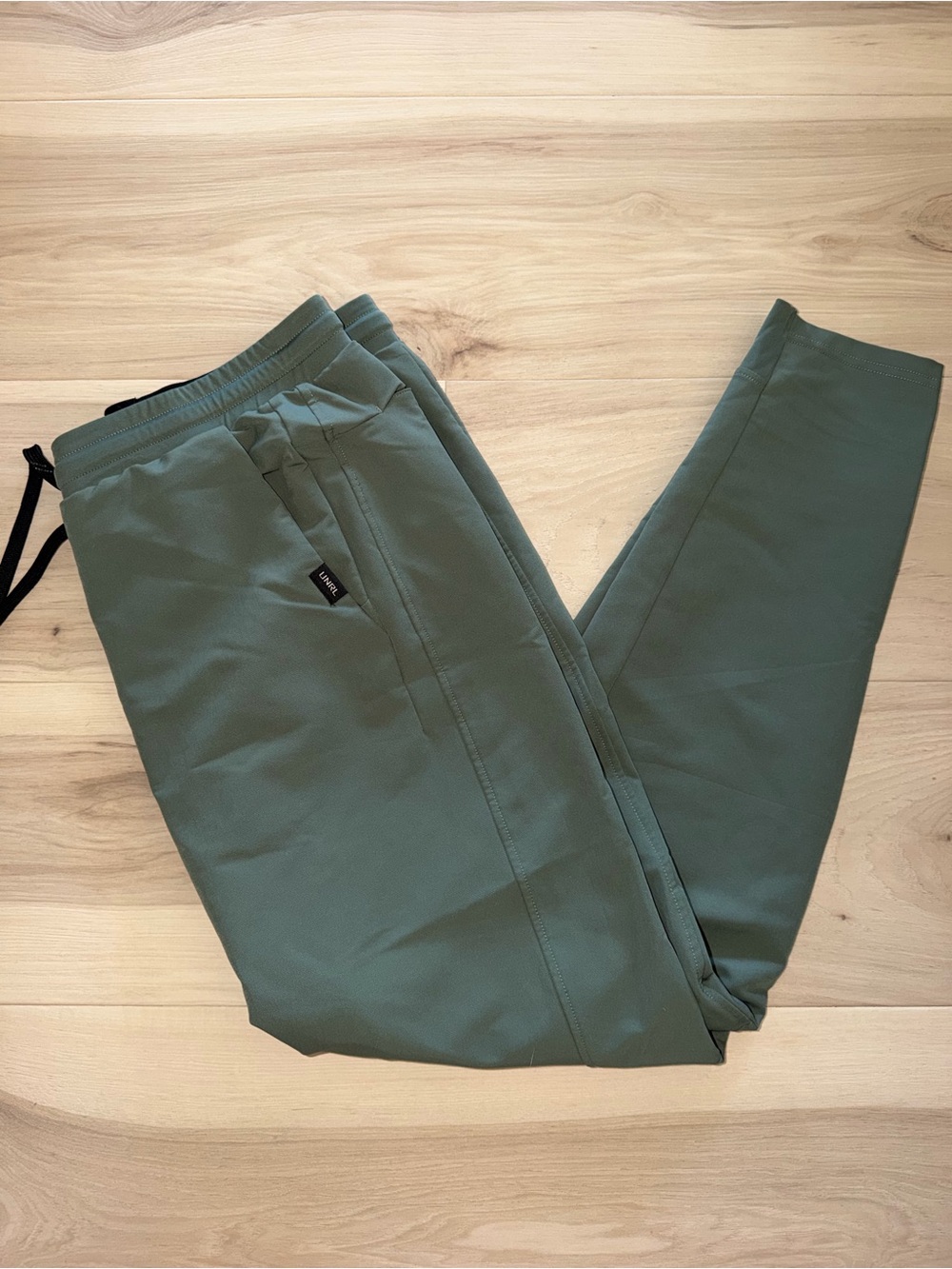 Men's Olive Green Athletic Joggers with Drawstring